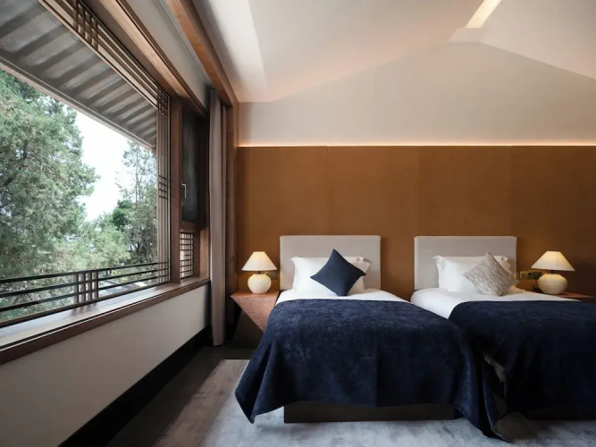 LA MAISON . View Resort
