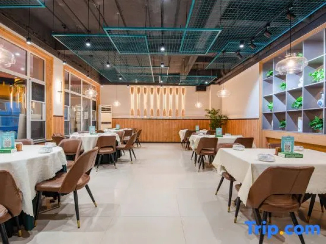 Giranchy Ocean View Hotel