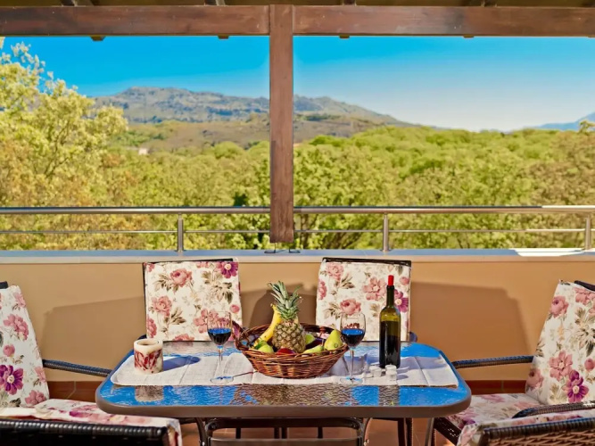 Modern Villa in Crete with Pool And Hammock
