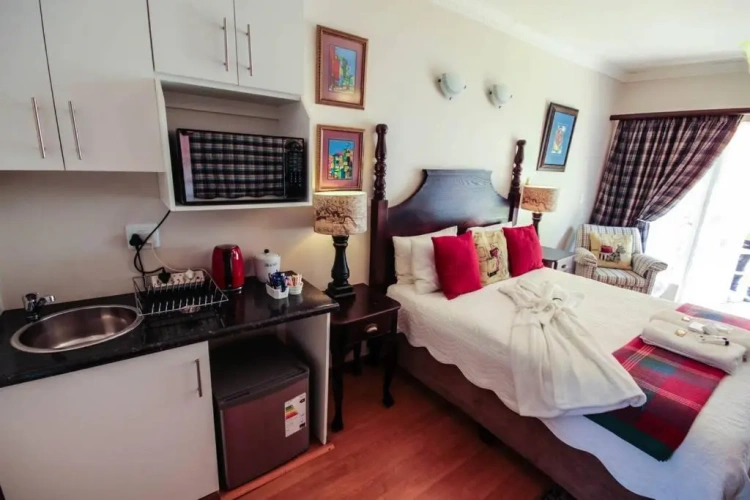 Standard Double room with garden view