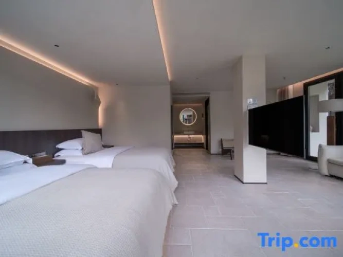 Standard Family room with balcony