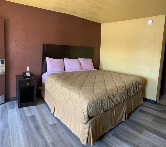 Budget Inn