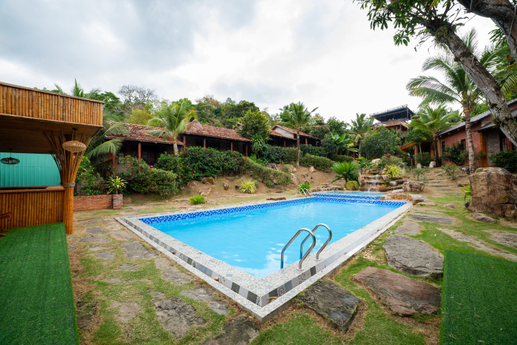 OYO 164 Mely Wow Resort