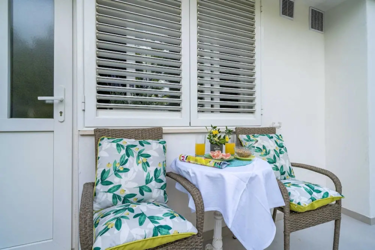 Apartment Laneta