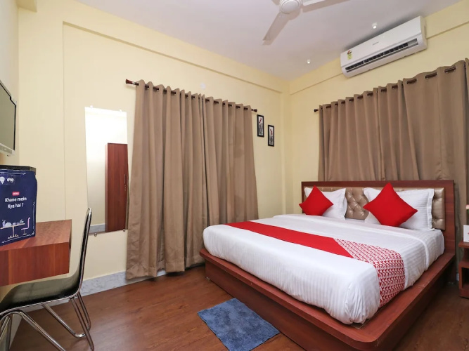 A Retro By OYO Rooms