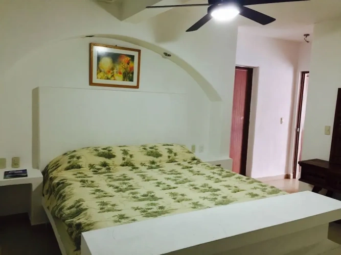 2 Bedrooms Penthouse Apartment