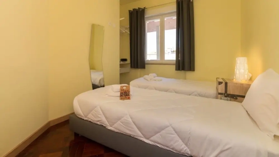 Standard Double room with city view