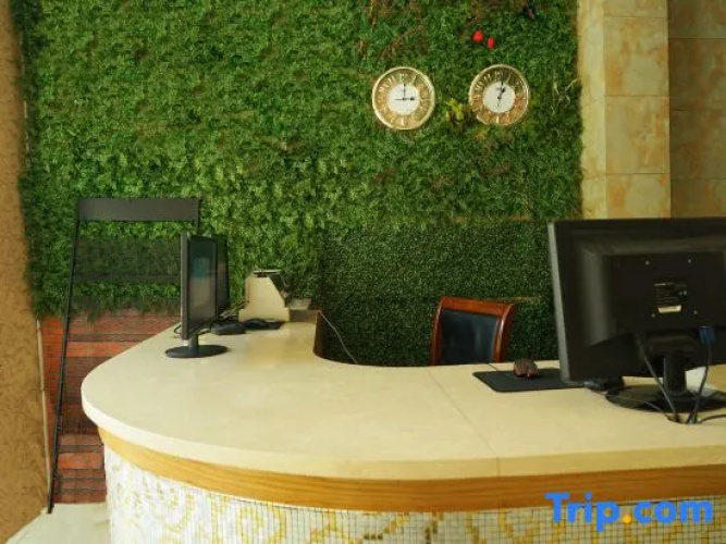 Quzhou Zhenxing Hotel