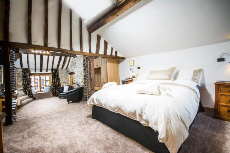3 Bedrooms Cottage