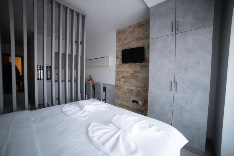 NLux 10 Apartment