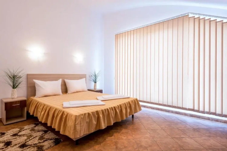 1 Bedroom Double Apartment