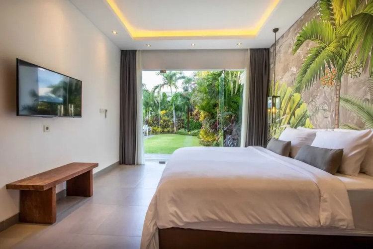 Fabulous Private Villa, 4BR