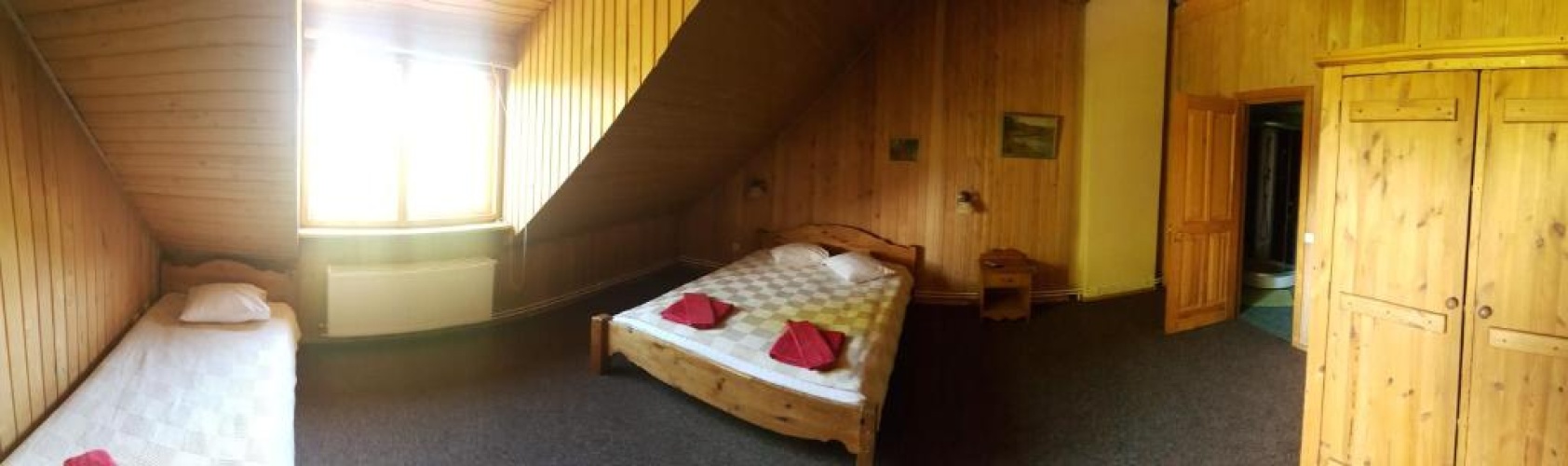 Standard Triple room
