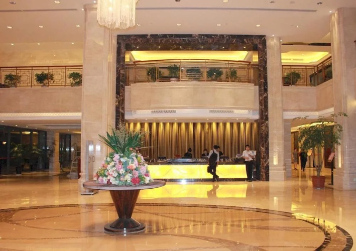 International Hotel YIXING
