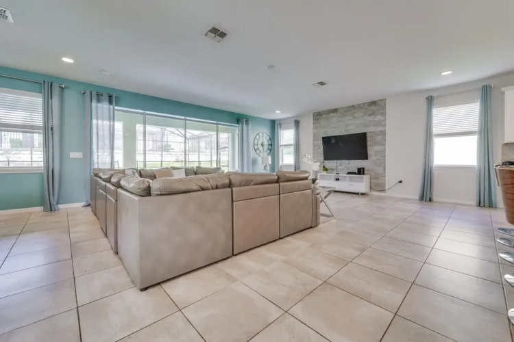 Large & Luxurious Solara Resort Home