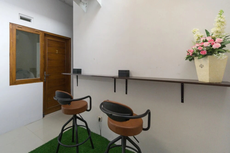 Juan Palace by OYO Rooms