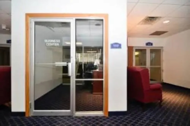 Best Western Metro North