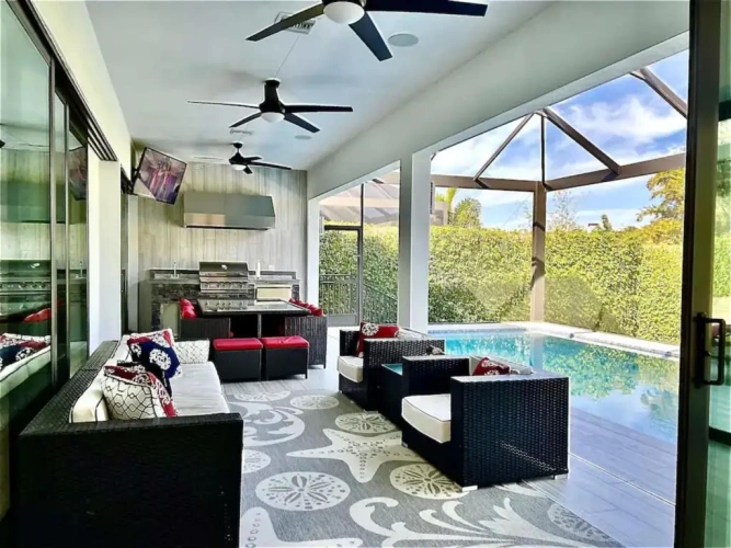 4 Bedrooms Cottage