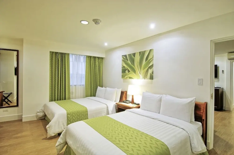 2 Bedrooms Standard Family room