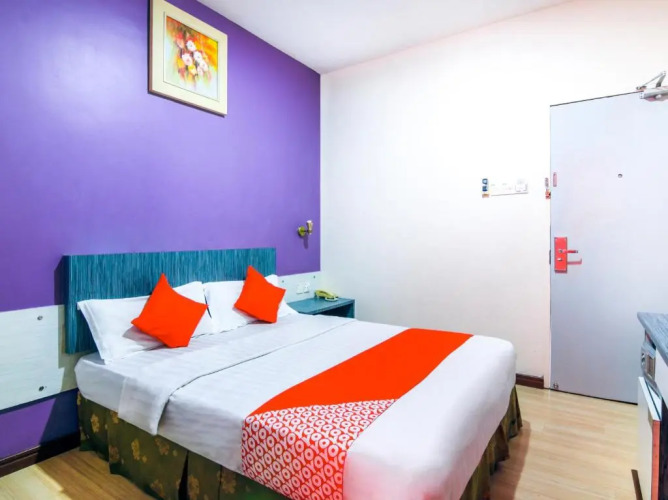 Super OYO 43930 Hotel EsplanadeHotel Overview