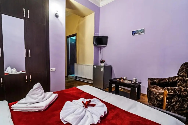 Day-Room1