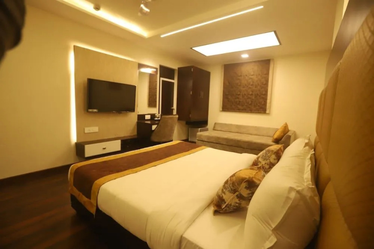 Hotel White Cloud