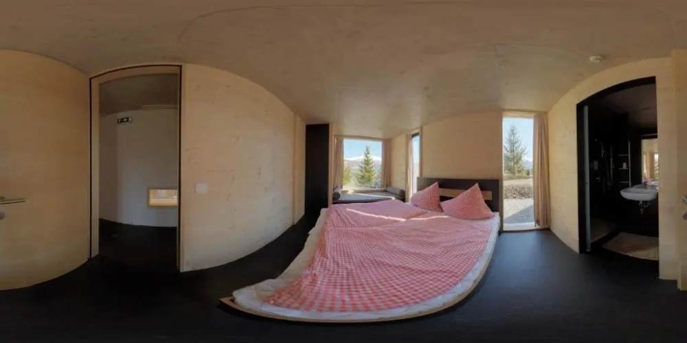 2 Bedrooms Suite