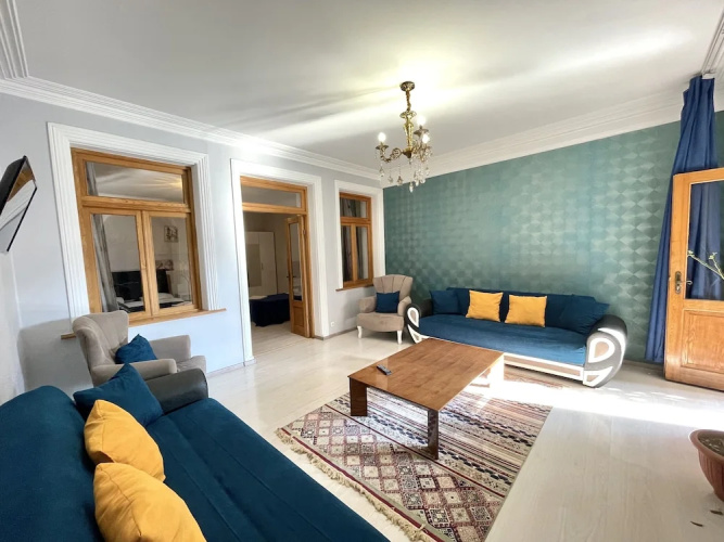 Grayhouse Elia Apartment