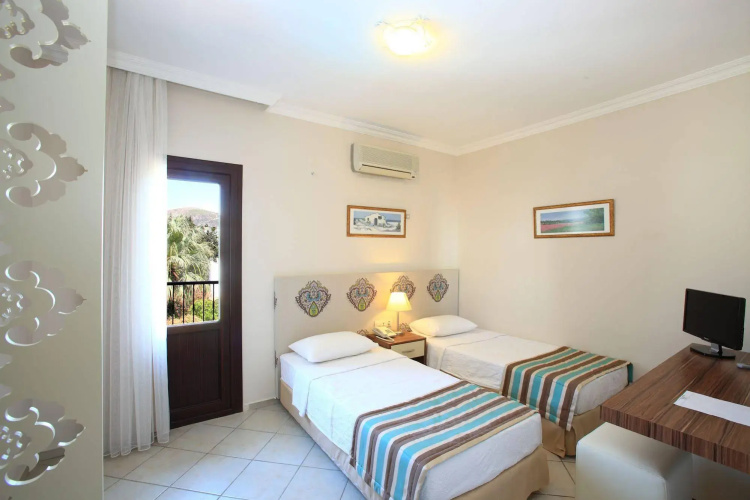 Paloma Hotel