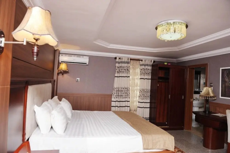 Horizon Hotel