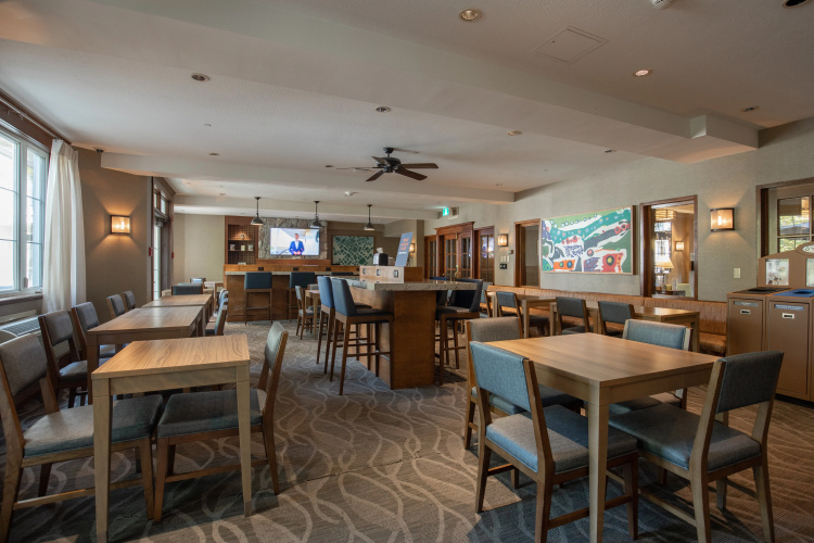 Holiday Inn Express & Suites Tremblant photo 33