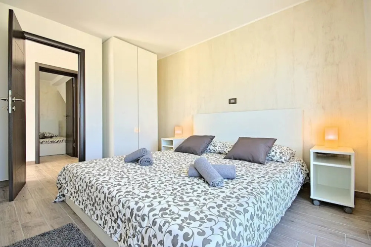 Villa Aurora