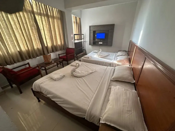 Hotel Preethi Palace