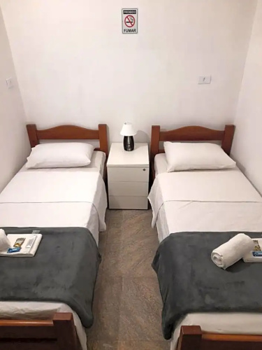 LÍAH Hostel & Suites