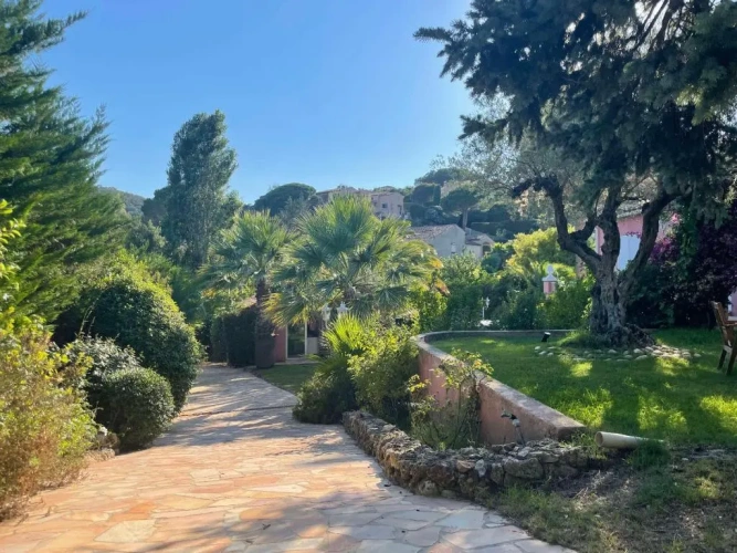Villa
