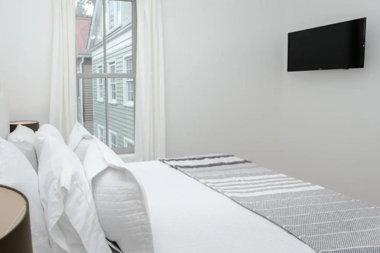 Guesthouse Charleston WEST 242 B