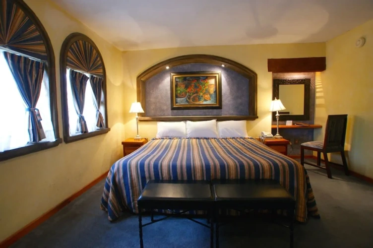 Suite with balcony