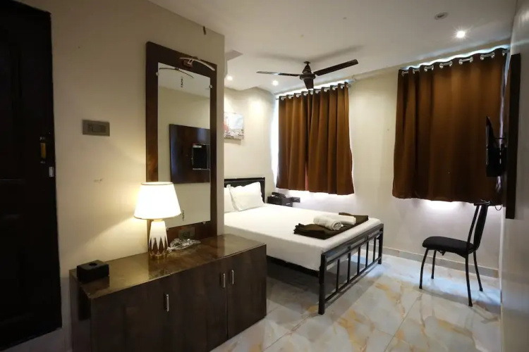 Hotel Blissful