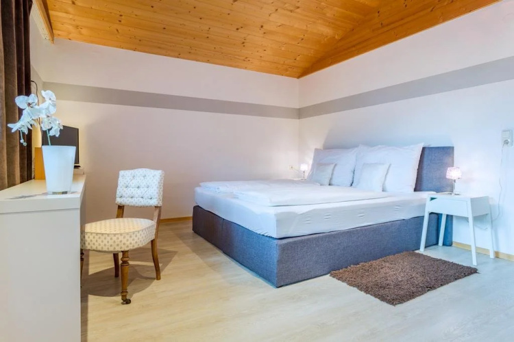 Active Chalet