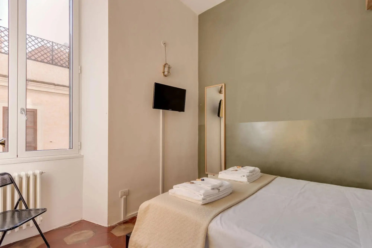 Rome Accommodation - Monti
