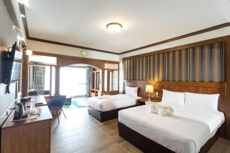Le Erawan Hotel