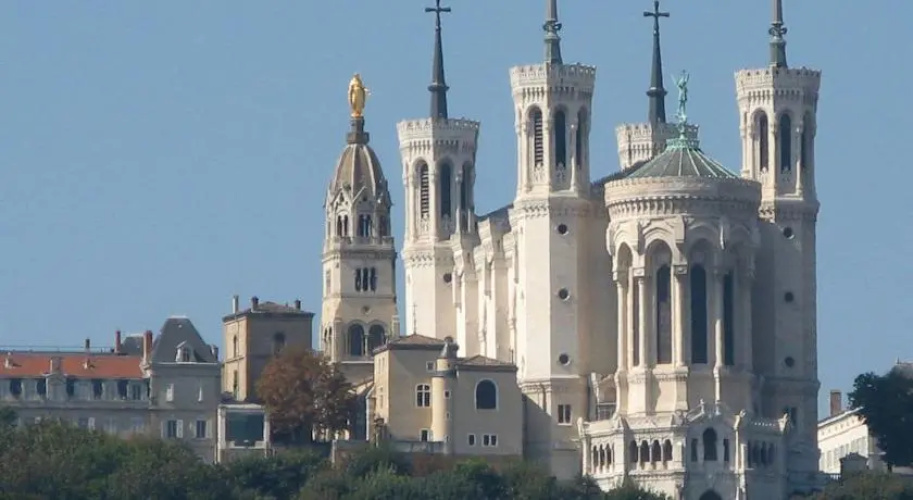 Fenetre sur Cour -apprt