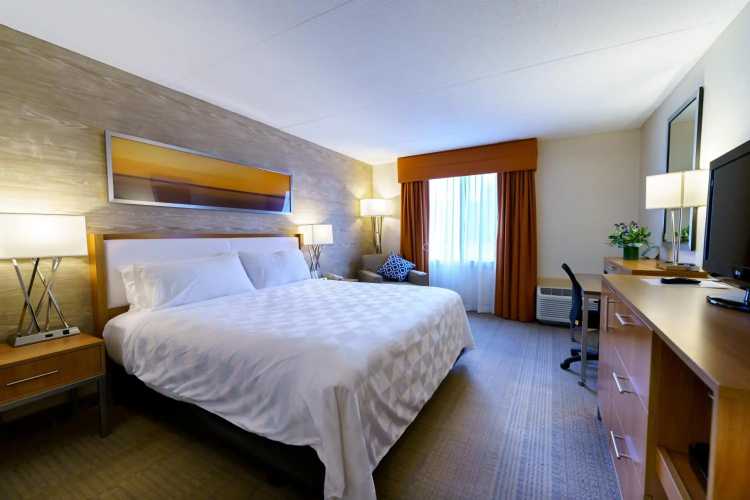 Iris Hotel Cape Cod