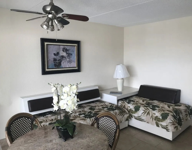 Crystal Beach Motor Inn