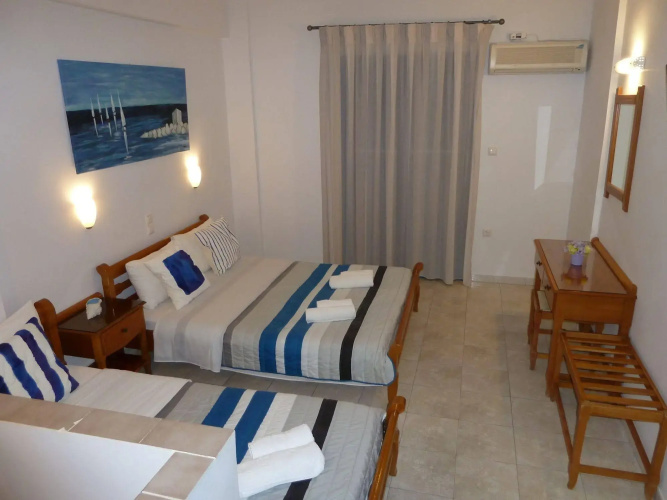 Dedes Apartments