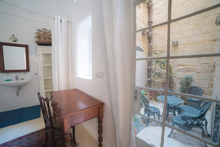 HT1 - Casa Rooms