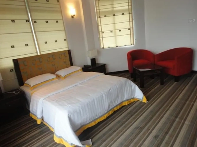 1 Bedroom Deluxe room with lake view