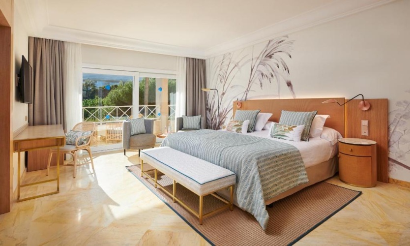 Premium Suite