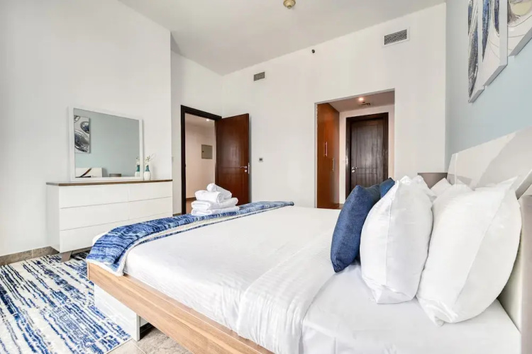 Maison Privee - Hamilton Residency