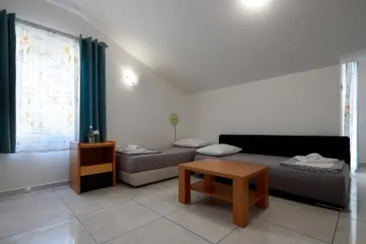 City Pool Apartments Novalja